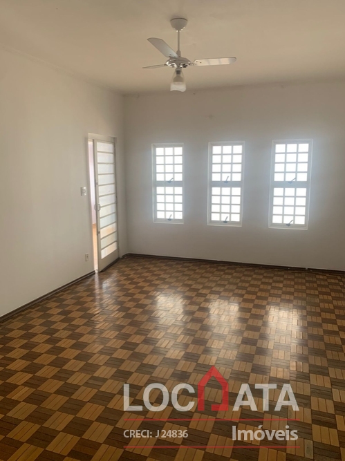 CASA/COMERCIAL VENDA